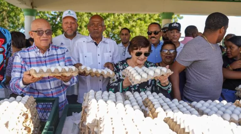 Inespre beneficia a cientos de personas con Mercado de Productores y Ruta Alimentaria en La Altagracia y El Seybo