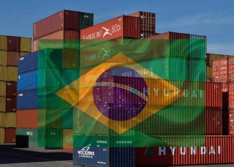 El superávit comercial de Brasil cae 16.8% hasta noviembre pese a sus ventas récord El superávit comercial de Brasil cae 16.8% hasta noviembre pese a sus ventas récord