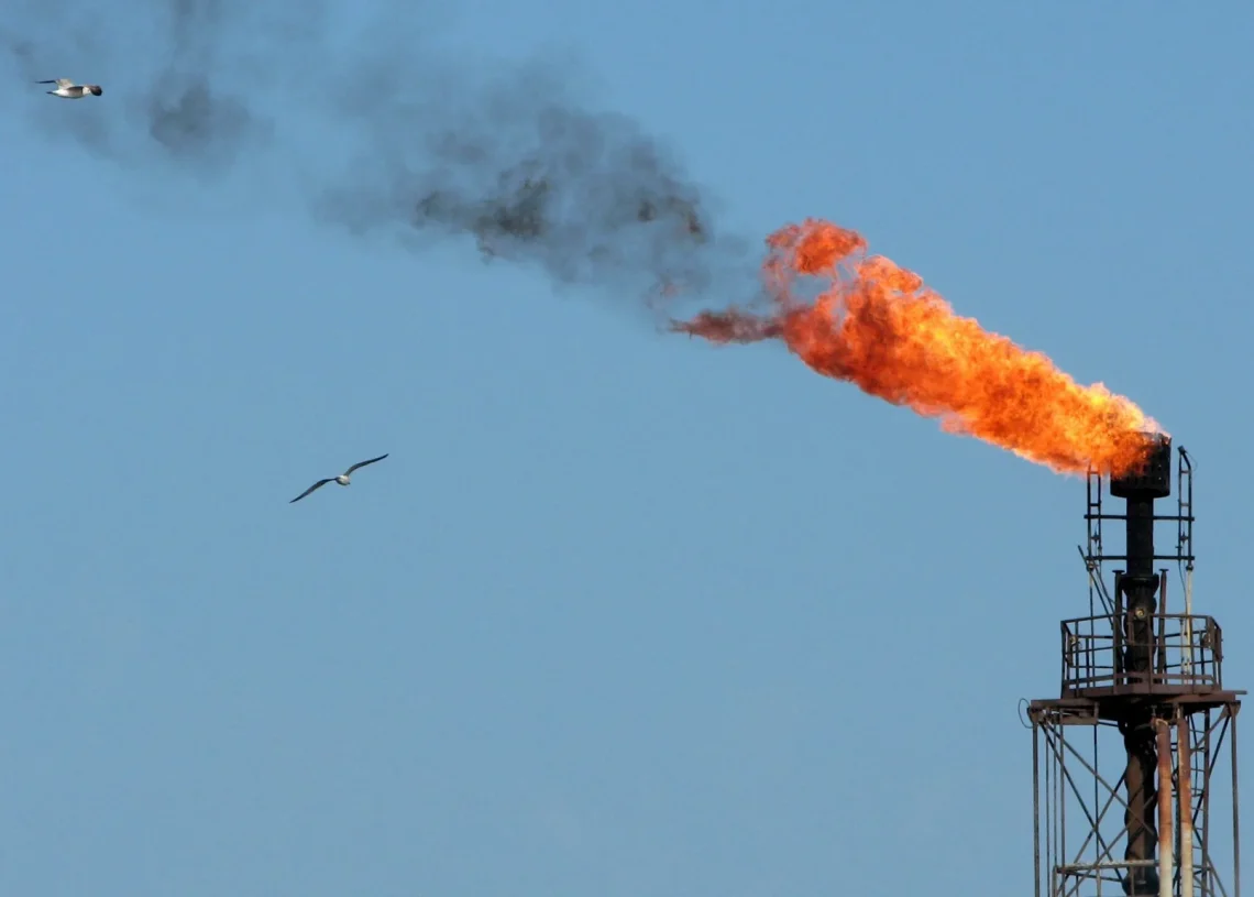 El petróleo de Texas baja un 2%, hasta los US$58,88 el barril