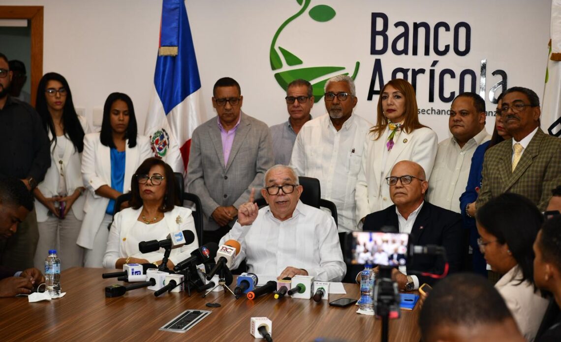 Banco Agrícola defiende transparencia ante denuncias sobre financiamientos Banco Agrícola defiende transparencia ante denuncias sobre financiamientos