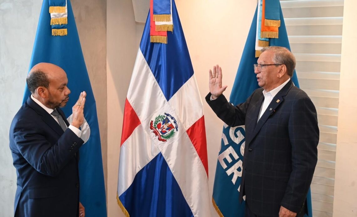 Luis Valdez es el nuevo vicepresidente ejecutivo de Seguros Reservas Luis Valdez es el nuevo vicepresidente ejecutivo de Seguros Reservas