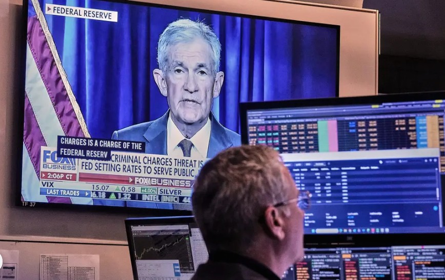 Bancos centrales muestran "solidaridad total" al presidente de la Fed tras disputa con Trump Bancos centrales muestran "solidaridad total" al presidente de la Fed tras disputa con Trump