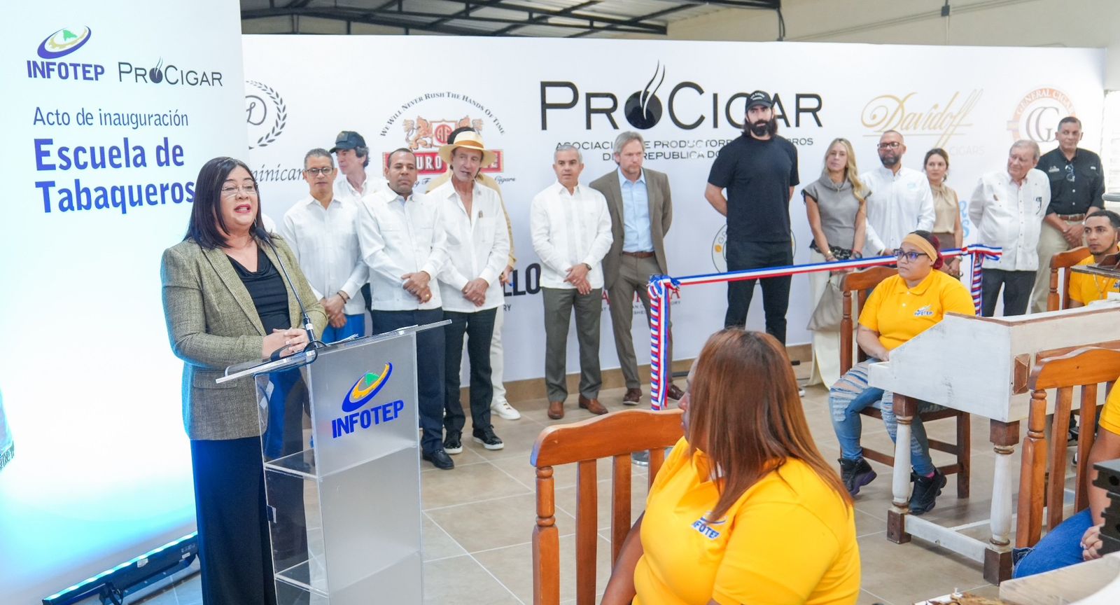 INFOTEP y PROCIGAR inauguran Escuela de Tabaqueros que impulsará empleo, capacitación y desarrollo productivo en el sector tabacalero