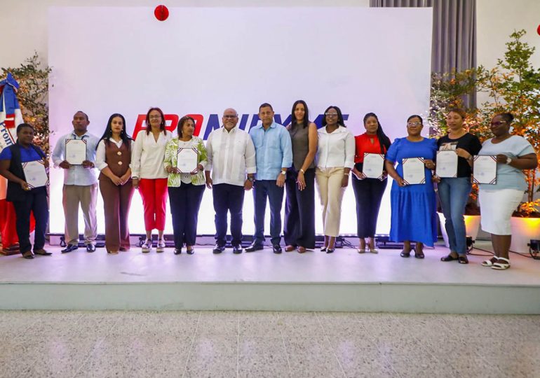 Promipyme impulsa la economía de Samaná con créditos por RD$50 millones Promipyme impulsa la economía de Samaná con créditos por RD$50 millones