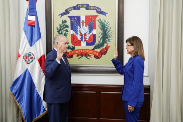 Nuevo director de la DGII asume con mandato de modernizar y fortalecer la recaudación Nuevo director de la DGII asume con mandato de modernizar y fortalecer la recaudación