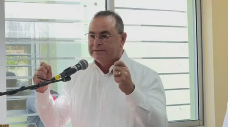 Ministro de Agricultura llama a unir esfuerzos para aumentar la producción nacional