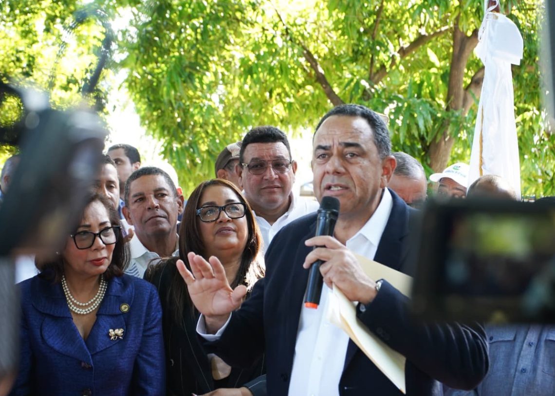 Luis Sánchez Falette asume como nuevo director de Conaleche