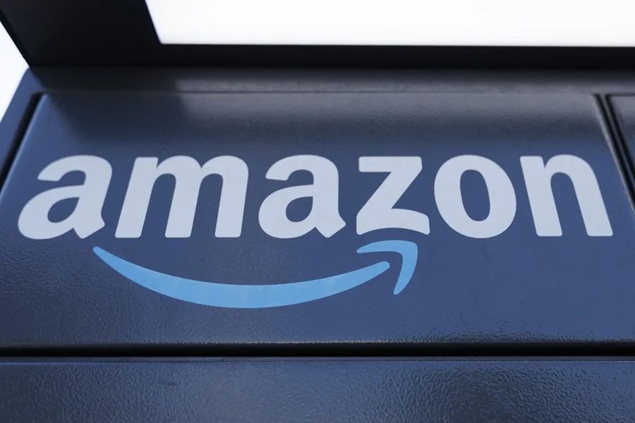 Amazon gana 77.670 millones de dólares en 2025, un 31 % más interanual