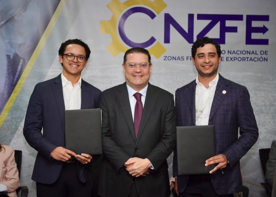 Cibao Park formaliza su operación como zona franca; proyecto superará US$100 millones y generará más de 5,000 empleos Cibao Park formaliza su operación como zona franca; proyecto superará US$100 millones y generará más de 5,000 empleos