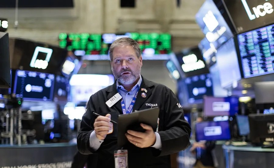 Wall Street cierra en verde y el Dow Jones supera los 50.000 puntos por primera vez