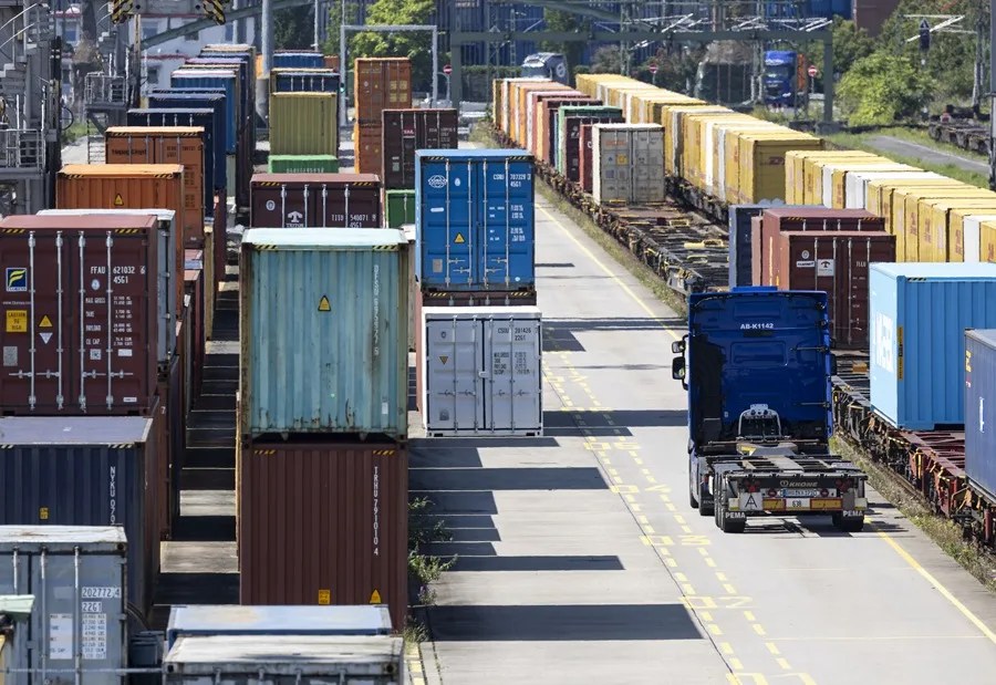 Bruselas pide "claridad total" a EE.UU. sobre los aranceles anunciados tras el fallo del Supremo Bruselas pide "claridad total" a EE.UU. sobre los aranceles anunciados tras el fallo del Supremo