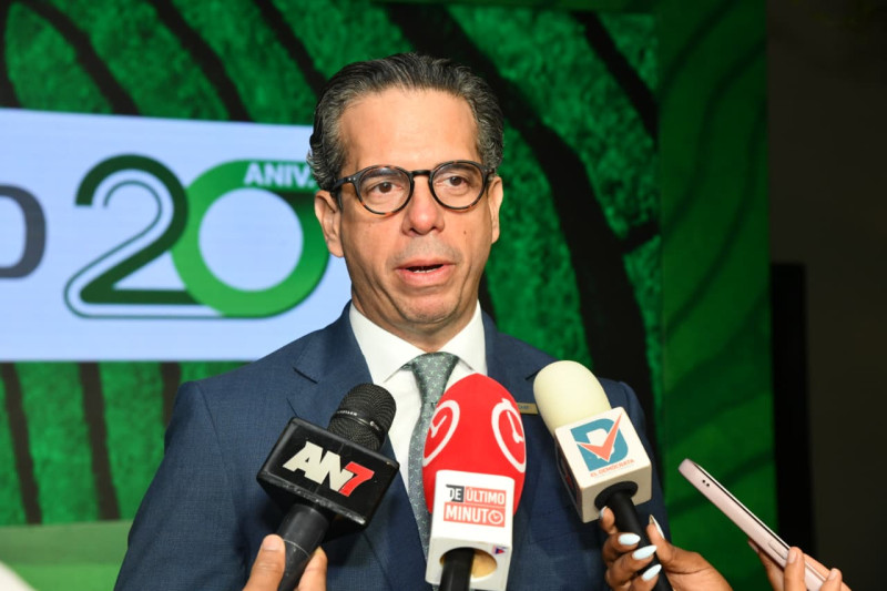 Empresarios llaman a la unidad nacional y sugieren transición energética ante crisis mundial Empresarios llaman a la unidad nacional y sugieren transición energética ante crisis mundial