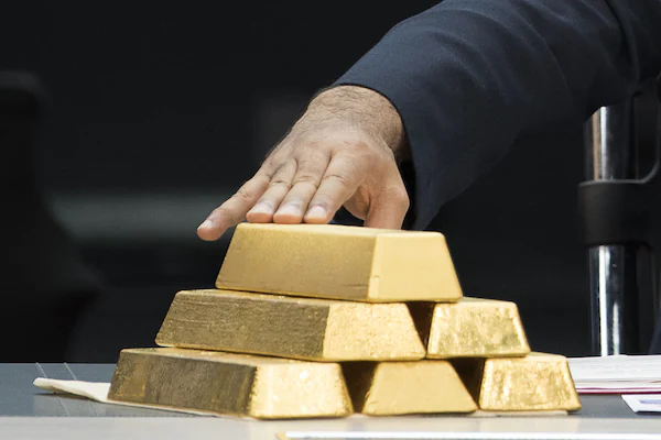 Venezuela vendería hasta 1.000 kilogramos de oro a Trafigura en acuerdo con EE.UU.