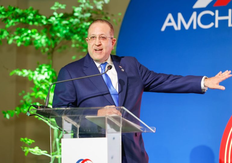 Magín Díaz destaca el firme compromiso del Gobierno para potenciar el crecimiento económico Magín Díaz destaca el firme compromiso del Gobierno para potenciar el crecimiento económico