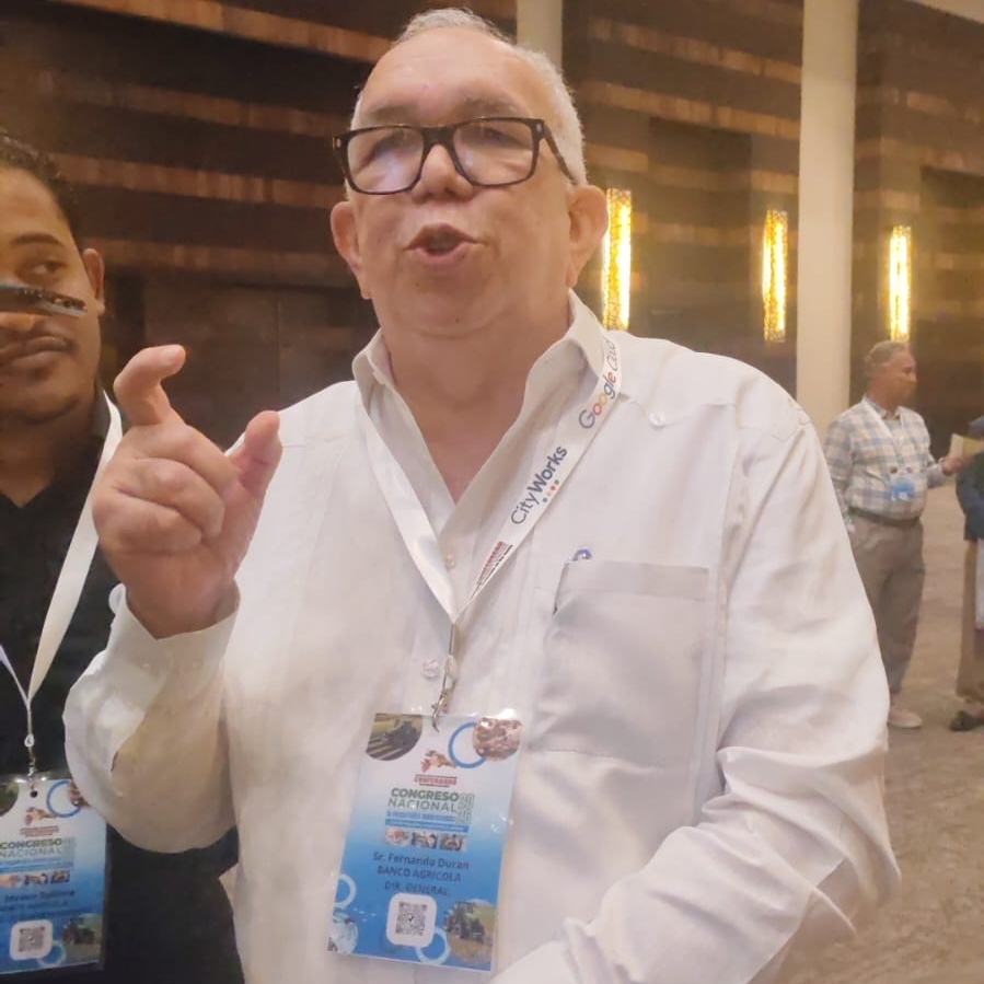 Banco Agrícola impulsará nueva línea de crédito para facilitar el acceso al crédito a las mujeres