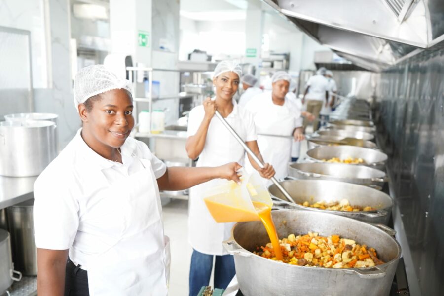 Más del 30% de los contratos del INABIE pertenecen a Mipymes lideradas por mujeres