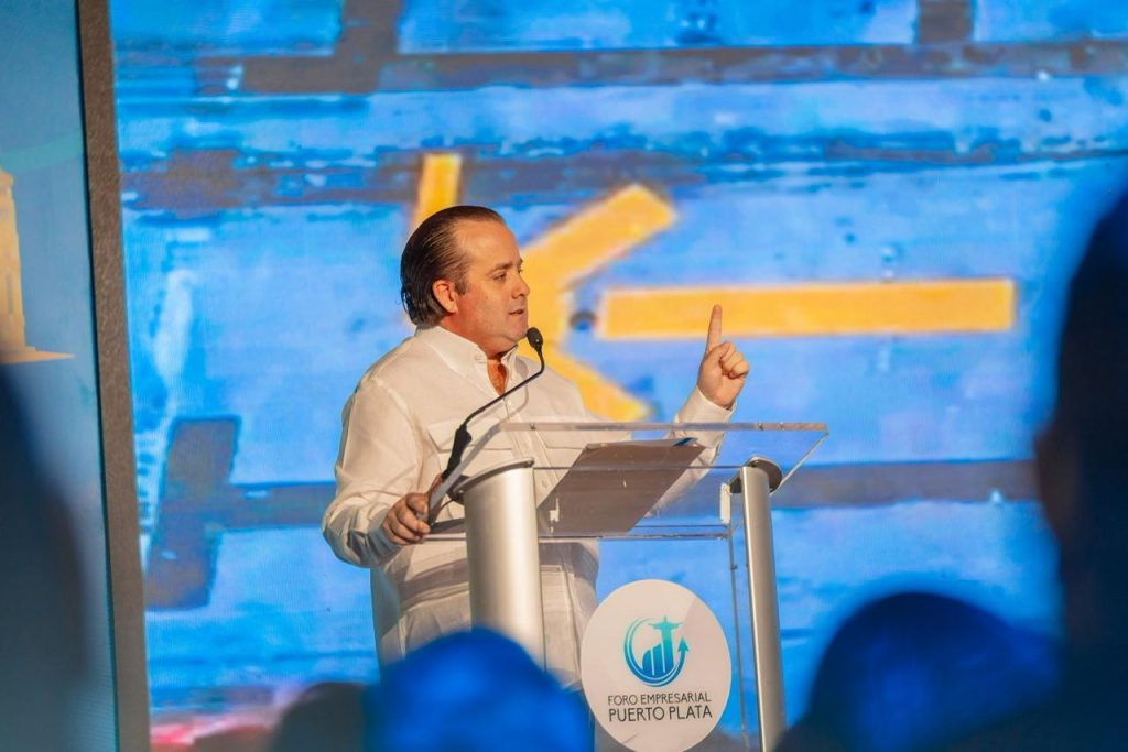 Paliza anuncia plan de transformación territorial en Puerto Plata; el teleférico será rehabilitado Paliza anuncia plan de transformación territorial en Puerto Plata; el teleférico será rehabilitado