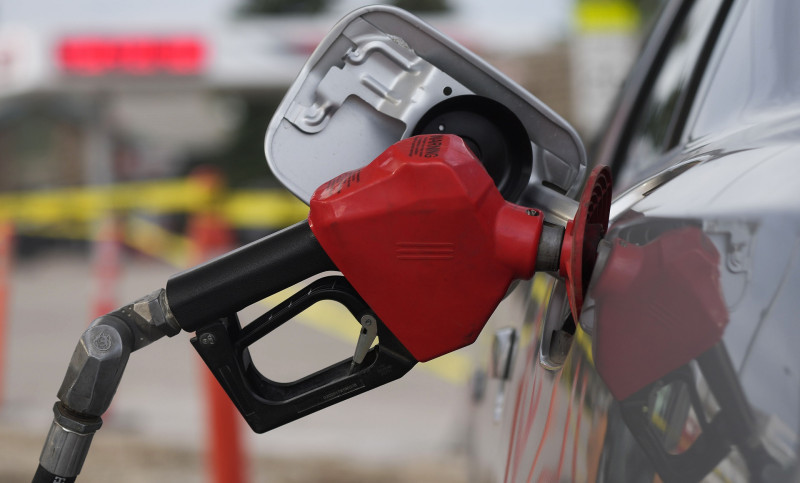 Gobierno mantendrá congelados precios de combustibles en primera semana de abril Gobierno mantendrá congelados precios de combustibles en primera semana de abril