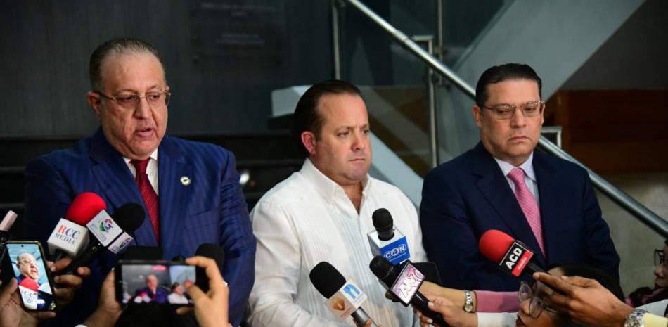 Gobierno amplía consultas y se reunirá con el Episcopado por crisis en Medio Oriente