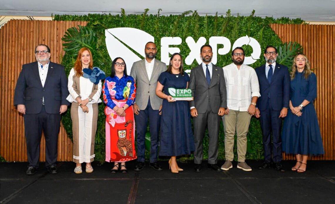 Banreservas encabeza ranking de empresas que transforman a RD en sostenibilidad