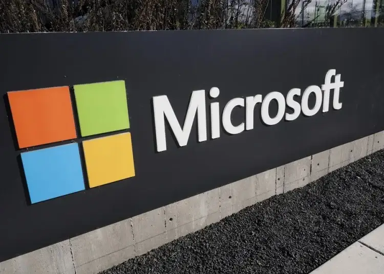 Microsoft cae 24 % en bolsa en su peor trimestre desde 2008 Microsoft cae 24 % en bolsa en su peor trimestre desde 2008