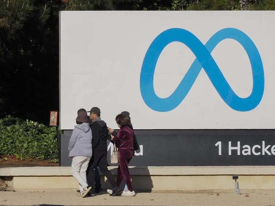 Meta despedirá al 10 % de su plantilla el 20 de mayo, unos 8.000 empleados