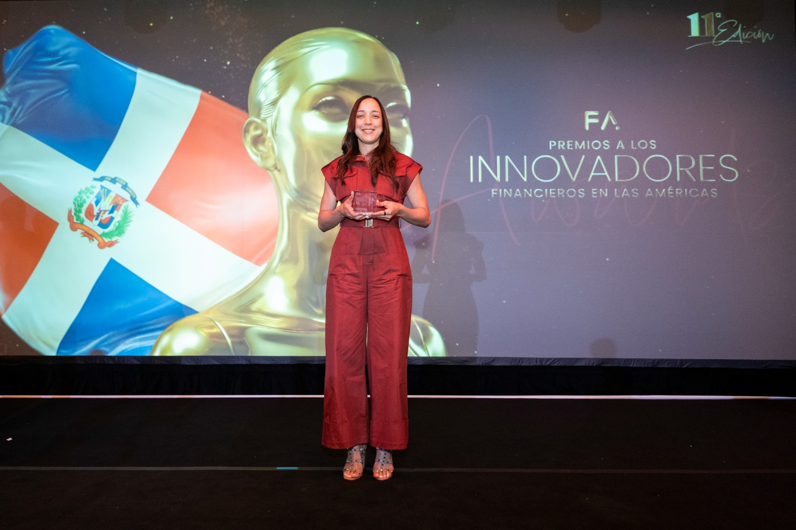 Qik gana oro en Fintech Americas por su agenda de contactos integrada en su app