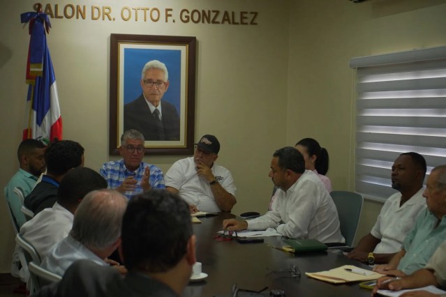 INABIE y CONALECHE afinan detalles para integrar yogur al desayuno escolar tras exitosos resultados en fase piloto