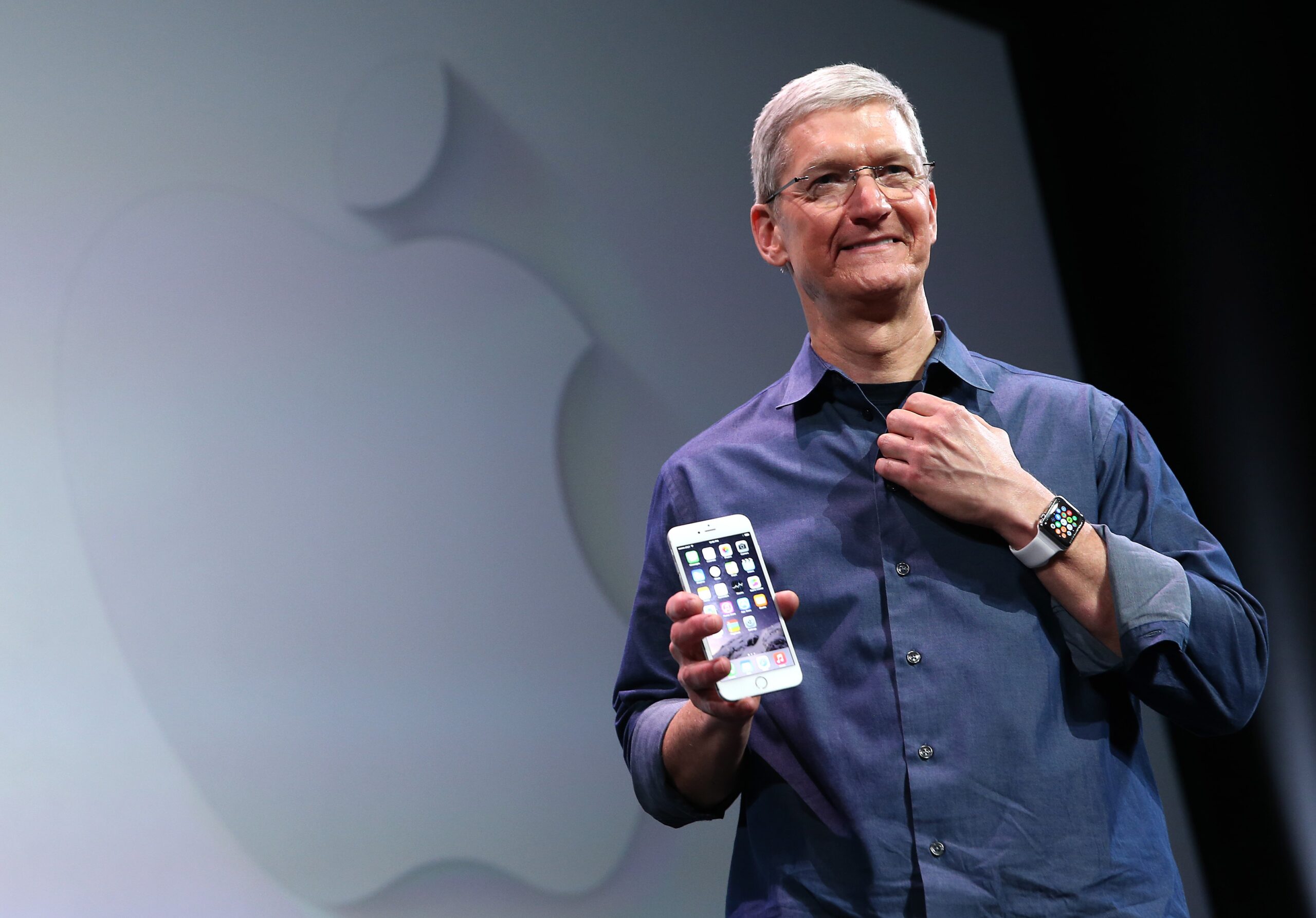 Tim Cook dejará de ser director ejecutivo de Apple el próximo septiembre