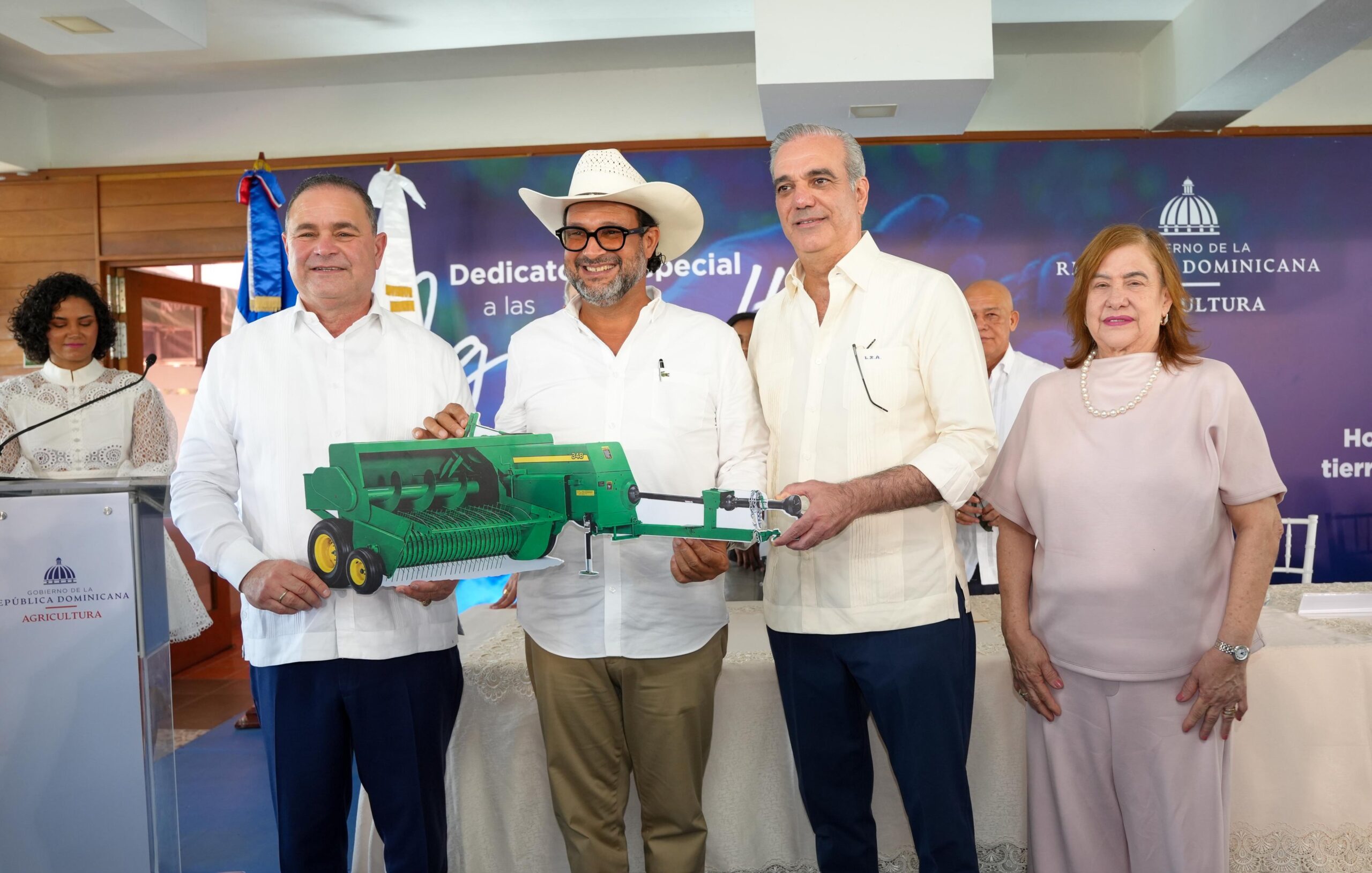 Presidente Abinader resalta fortaleza del campo y respaldo a productores