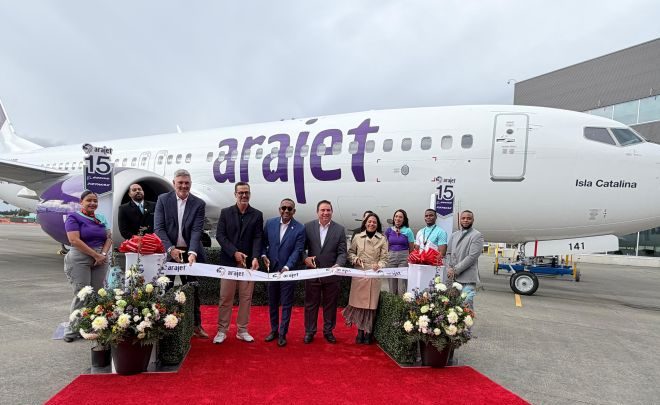 Aerolínea de la RD adquiere en Seattle su décimo quinto avión Aerolínea de la RD adquiere en Seattle su décimo quinto avión