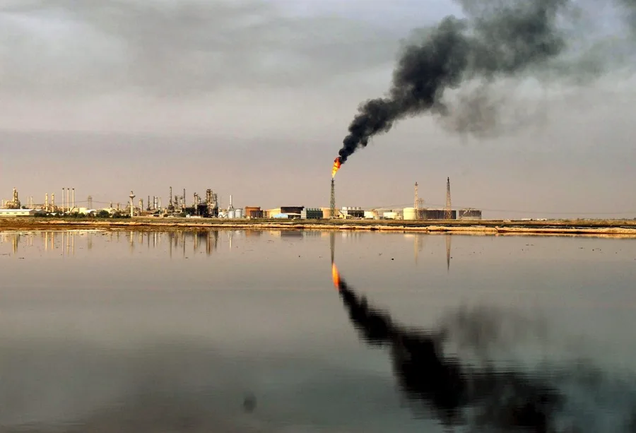 El brent cae un 7,15 %, hasta los 96,14 dólares, por el acercamiento entre EE.UU. e Irán