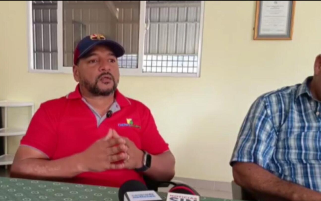 Productores de Constanza se reúnen con agricultura para buscar salida a crisis de precios de varios productos Productores de Constanza se reúnen con agricultura para buscar salida a crisis de precios de varios productos
